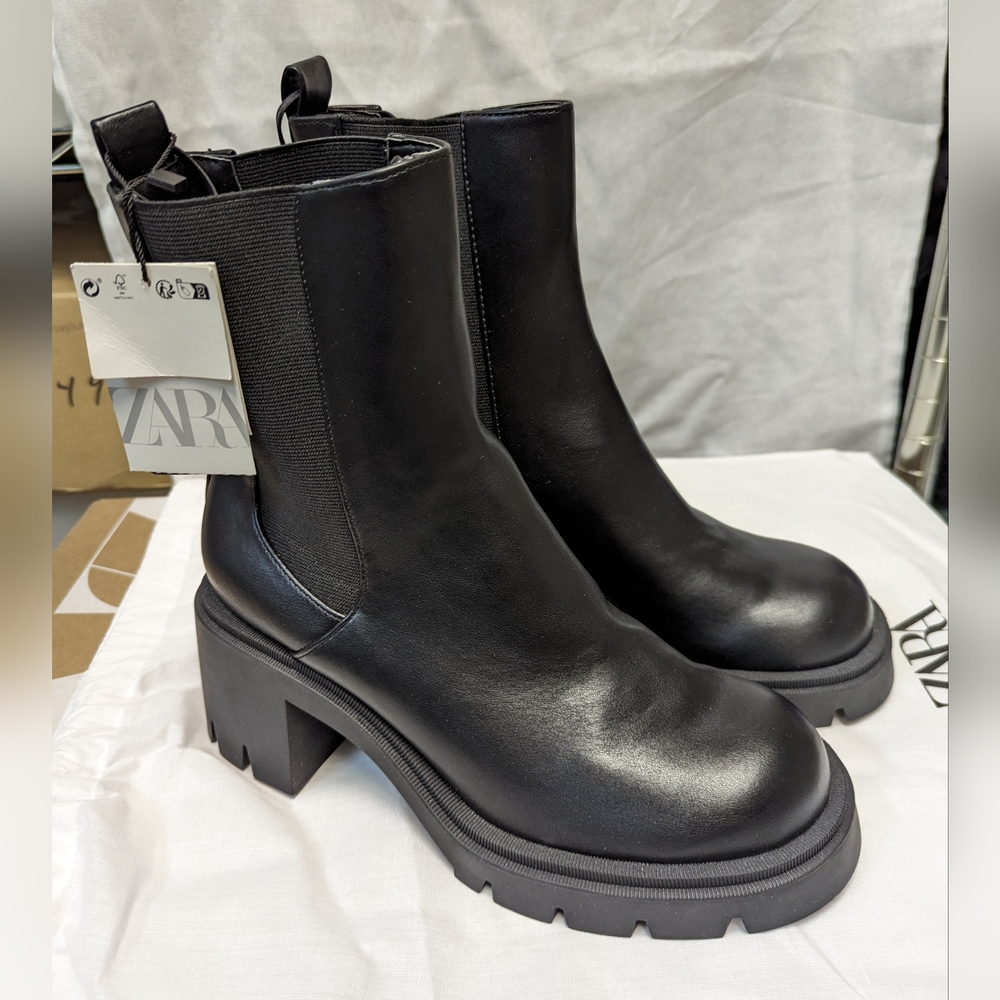 Zara Black Heeled Boots